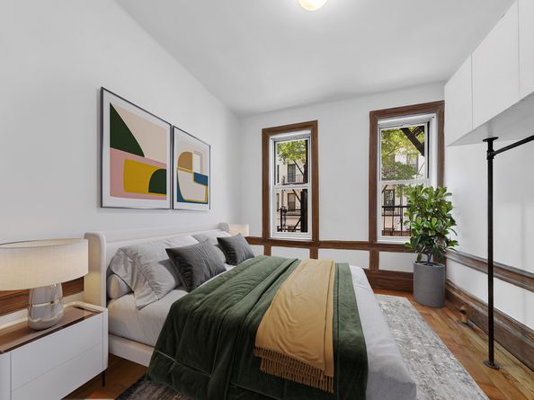 261 West 22nd Street 11, New York NY 10011