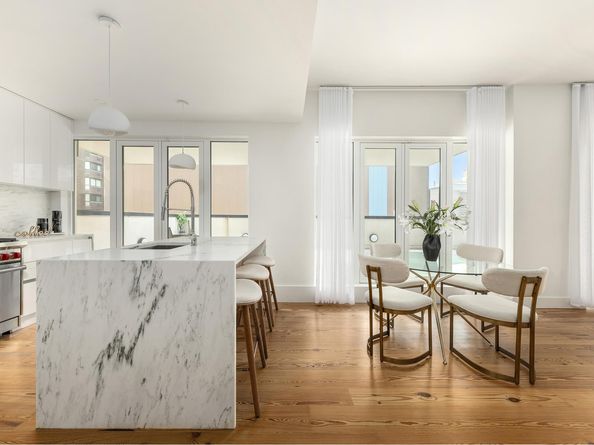 427 East 90th Street PENTHOUSE9, New York NY 10128