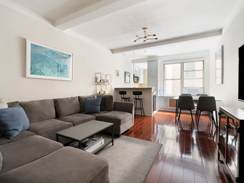 60 Gramercy Park N