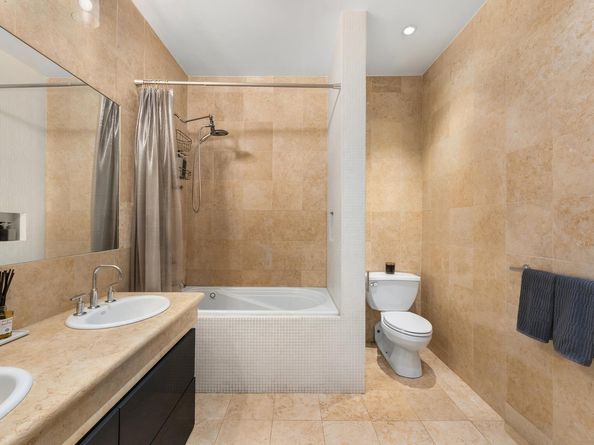 529 West 42nd Street 6S, New York NY 10036
