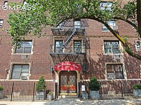 319 West 18th Street 2I, New York NY 10011