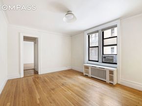 319 West 18th Street 2I, New York NY 10011