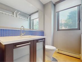 64-05 Yellowstone Boulevard TH105, Queens NY 11375