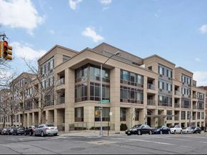 64-05 Yellowstone Boulevard TH105, Queens NY 11375