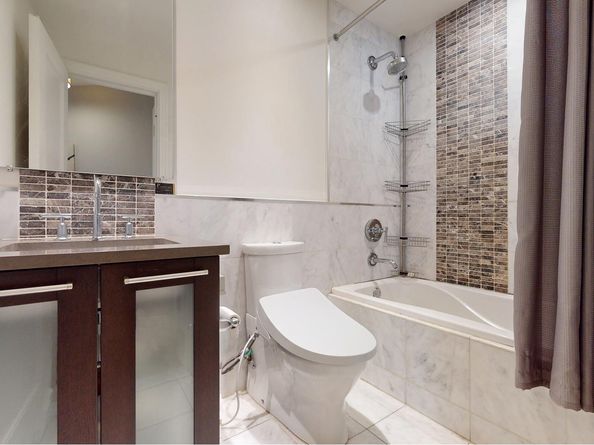 64-05 Yellowstone Boulevard TH105, Queens NY 11375