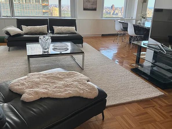 20 West 64th Street 42L, New York NY 10023
