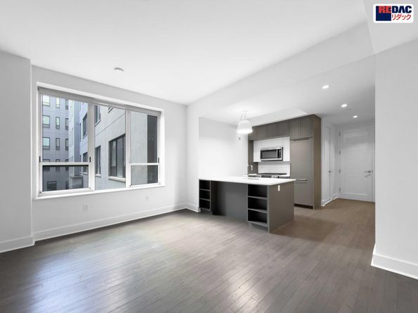 416 West 52nd Street 303, New York NY 10019