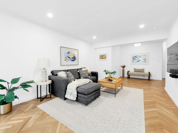 302 East 88th Street 2F, New York NY 10128