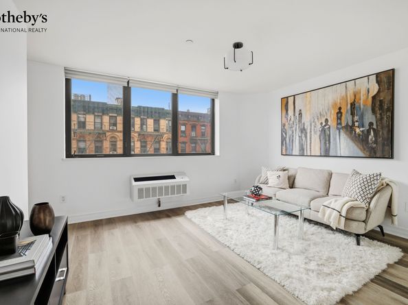 136 East Broadway 3A, New York NY 10002