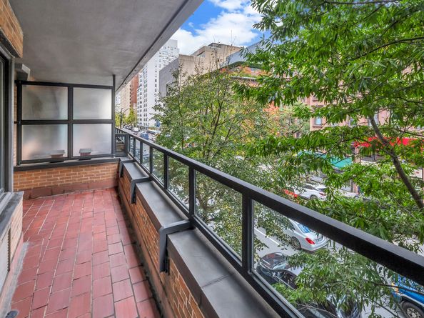 20 East 74th Street 3AD, New York NY 10021