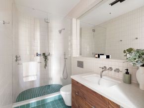 300 East 4th Street 5A, New York NY 10009