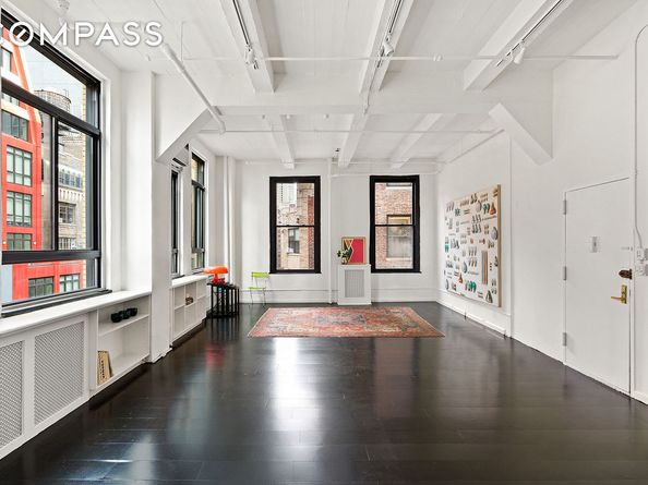 348 West 38th Street 9E, New York NY 10018