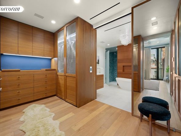 19 Jay Street, New York NY 10013