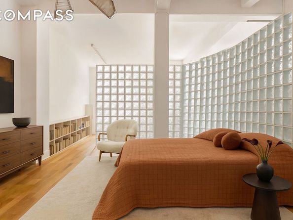 161 West 15th Street 4C, New York NY 10011