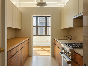 161 West 15th Street 4C, New York NY 10011