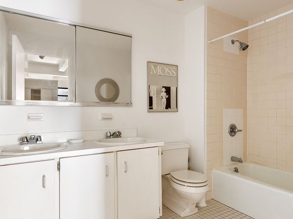 161 West 15th Street 4C, New York NY 10011