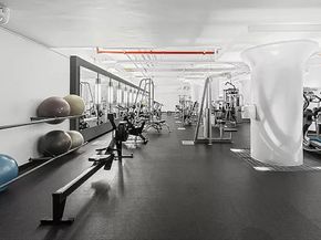 27-28 Thomson Avenue 804, Queens NY 11101