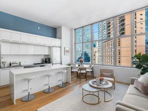 27-28 Thomson Avenue 804, Queens NY 11101