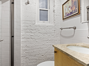 77 Perry Street 4C, New York NY 10014