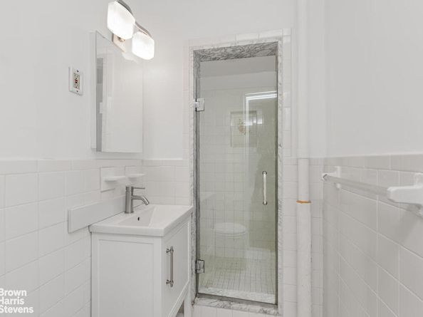 645 West 239th Street 6C, Bronx NY 10463