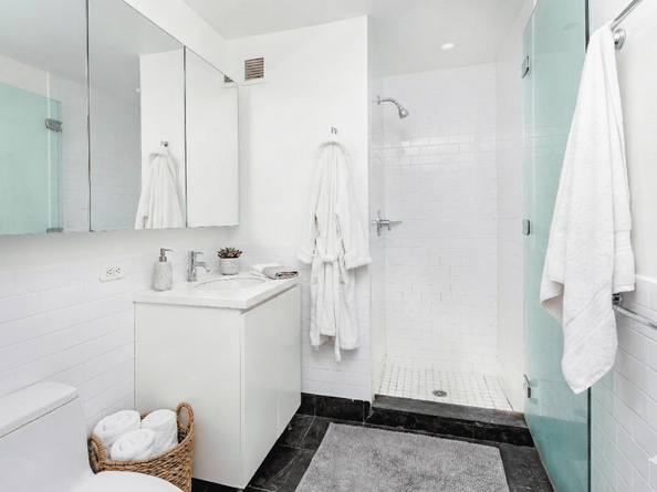 90 William Street 4G, New York NY 10038