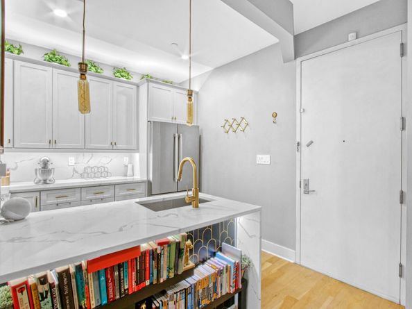 573 Gates Avenue 2R, Brooklyn NY 11221