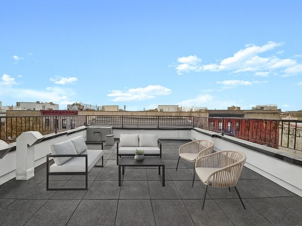 573 Gates Avenue 2R, Brooklyn NY 11221