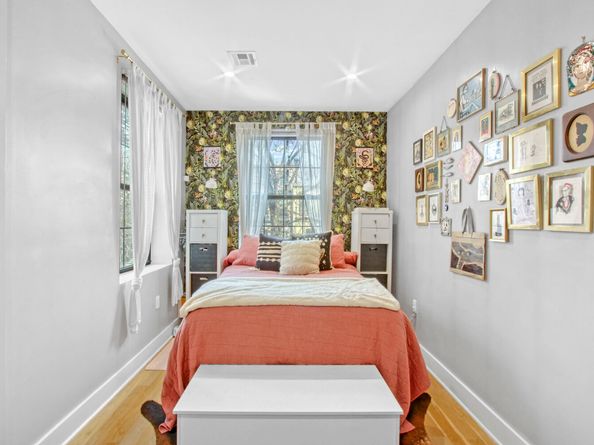 573 Gates Avenue 2R, Brooklyn NY 11221