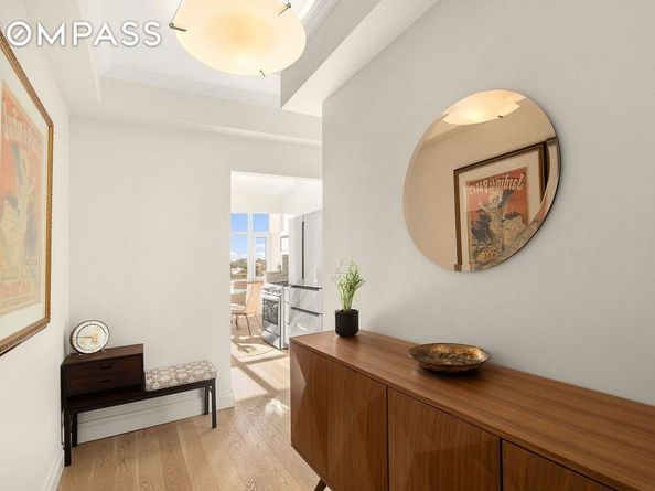 404 East 76th Street 7D, New York NY 10021