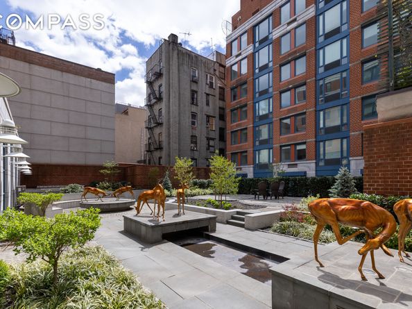 404 East 76th Street 7D, New York NY 10021