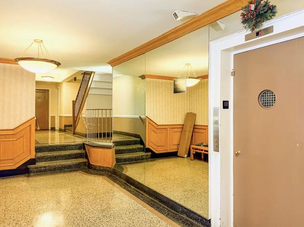 140-21 Burden Crescent 508, Queens NY 11435