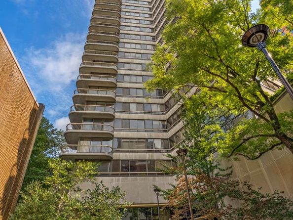 167 East 61st Street 21B, New York NY 10065