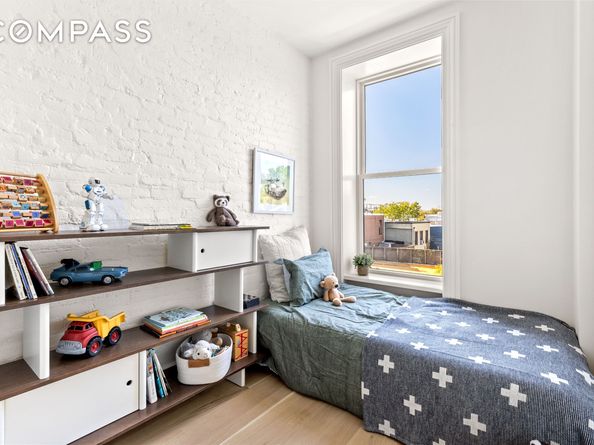 489 7th Avenue 3, Brooklyn NY 11215