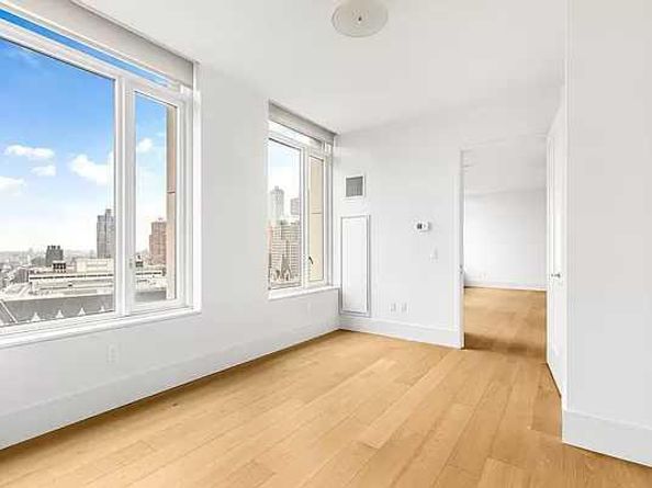 1 Clinton Street 17B, Brooklyn NY 11201