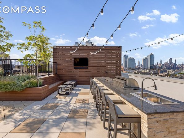 171 North 1st Street 3K, Brooklyn NY 11211