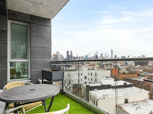 22-43 Jackson Avenue 7F, Queens NY 11101