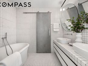 15 East 70th Street PHB, New York NY 10021