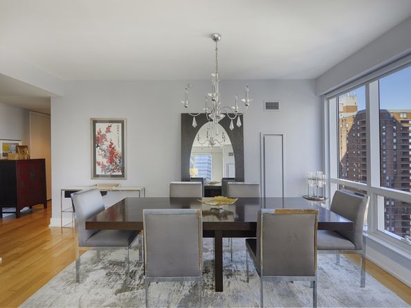 350 West 42nd Street 34D, New York NY 10036