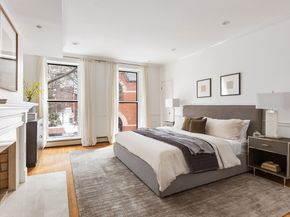 10 Sidney Place, Brooklyn NY 11201