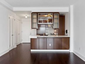 60 Riverside Boulevard 1707, New York NY 10069