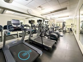 480 Park Avenue 16D, New York NY 10022