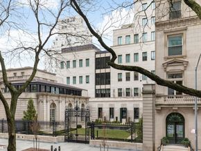 10 East 70th Street 2D, New York NY 10021