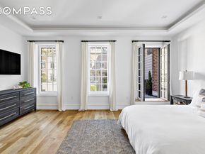 25 East 94th Street, New York NY 10128