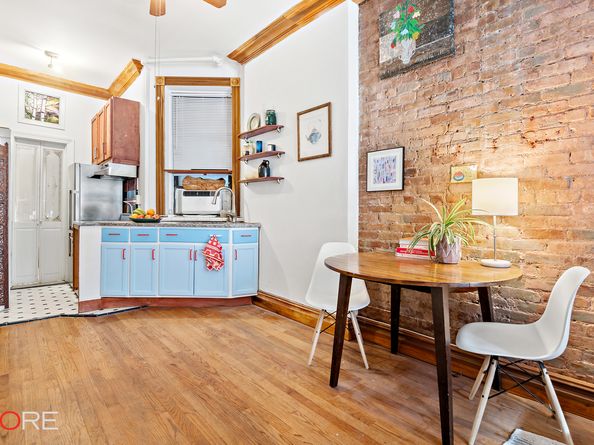 241 East 7th Street 1A, New York NY 10009