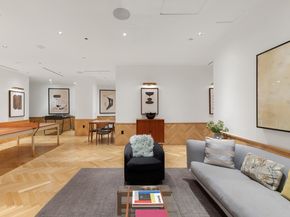 275 West 10th Street 8C, New York NY 10014