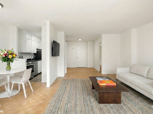 357 East 57th Street 6D, New York NY 10022