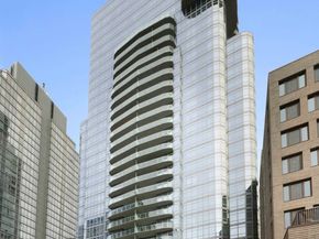 555 West 59th Street 32B, New York NY 10019