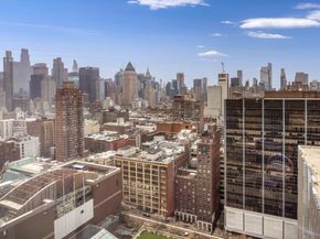 555 West 59th Street 32B, New York NY 10019