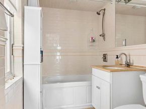 734 East 5th Street 3R, Brooklyn NY 11218