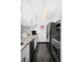 445 5th Avenue 15A, New York NY 10016